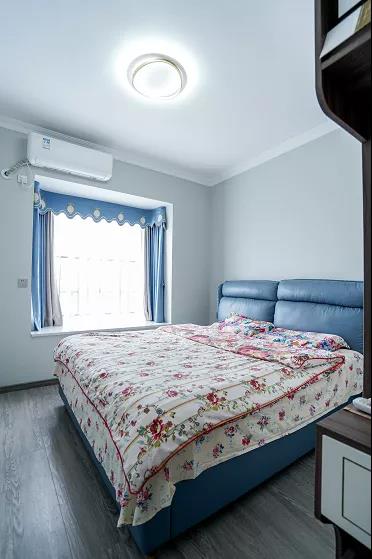 100㎡三居室，打造現(xiàn)代風生活的高雅與舒適